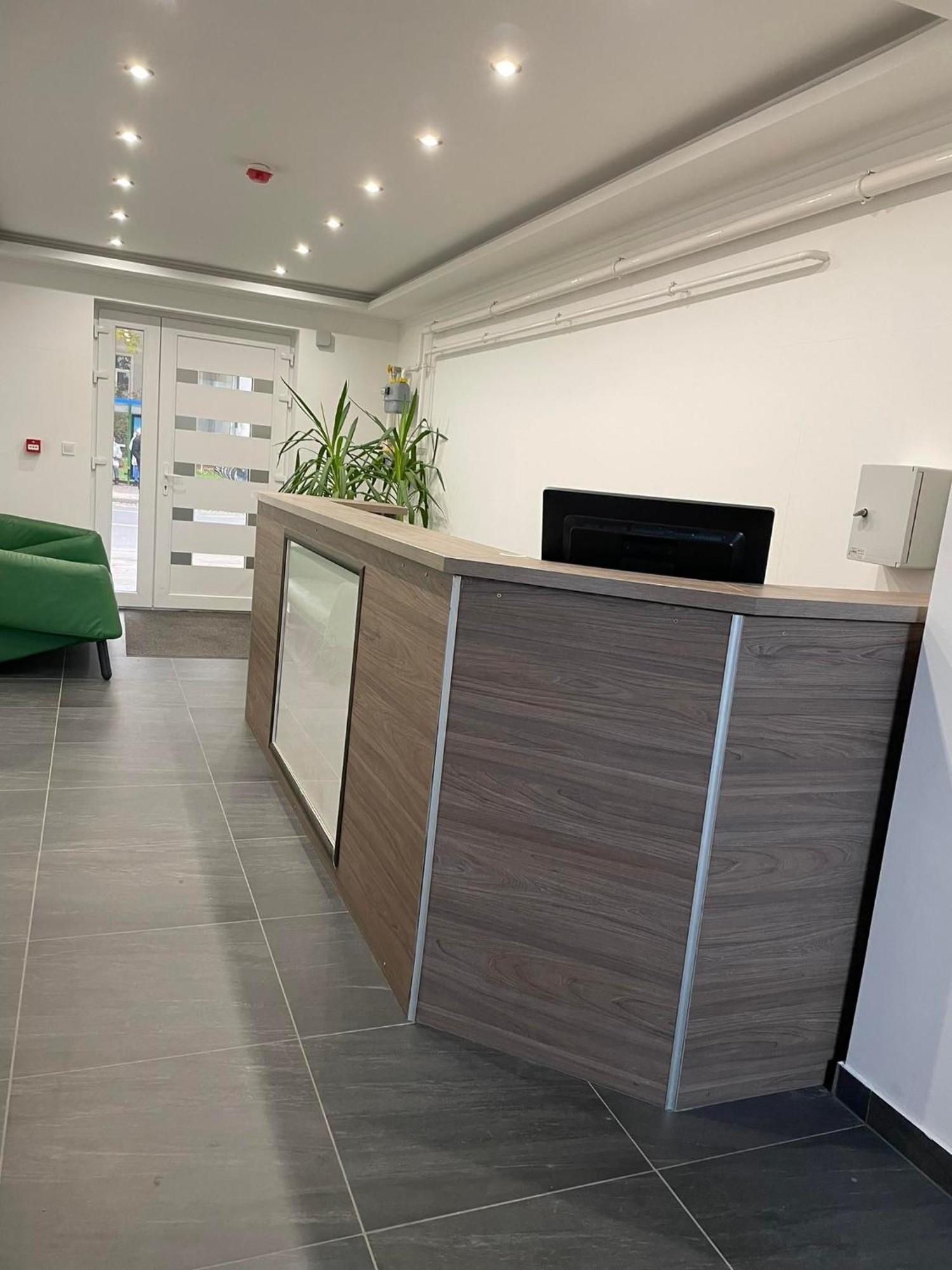 Titan Centrum Apartman Nyiregyhaza Bagian luar foto